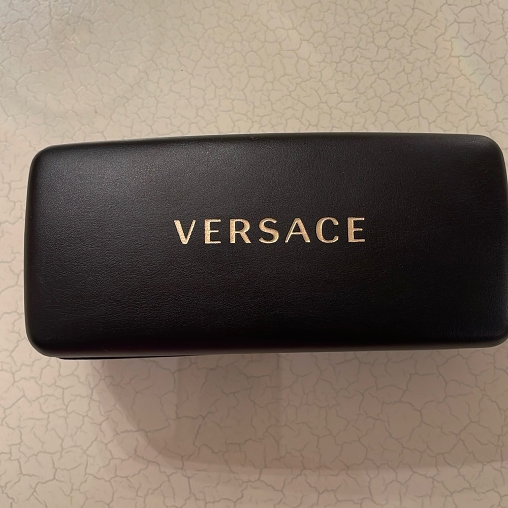 Versace Sunglasses Eyeglasses Leather Hard Case with Cleaning Cloth